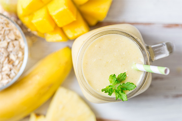 Mango Banana Smoothie